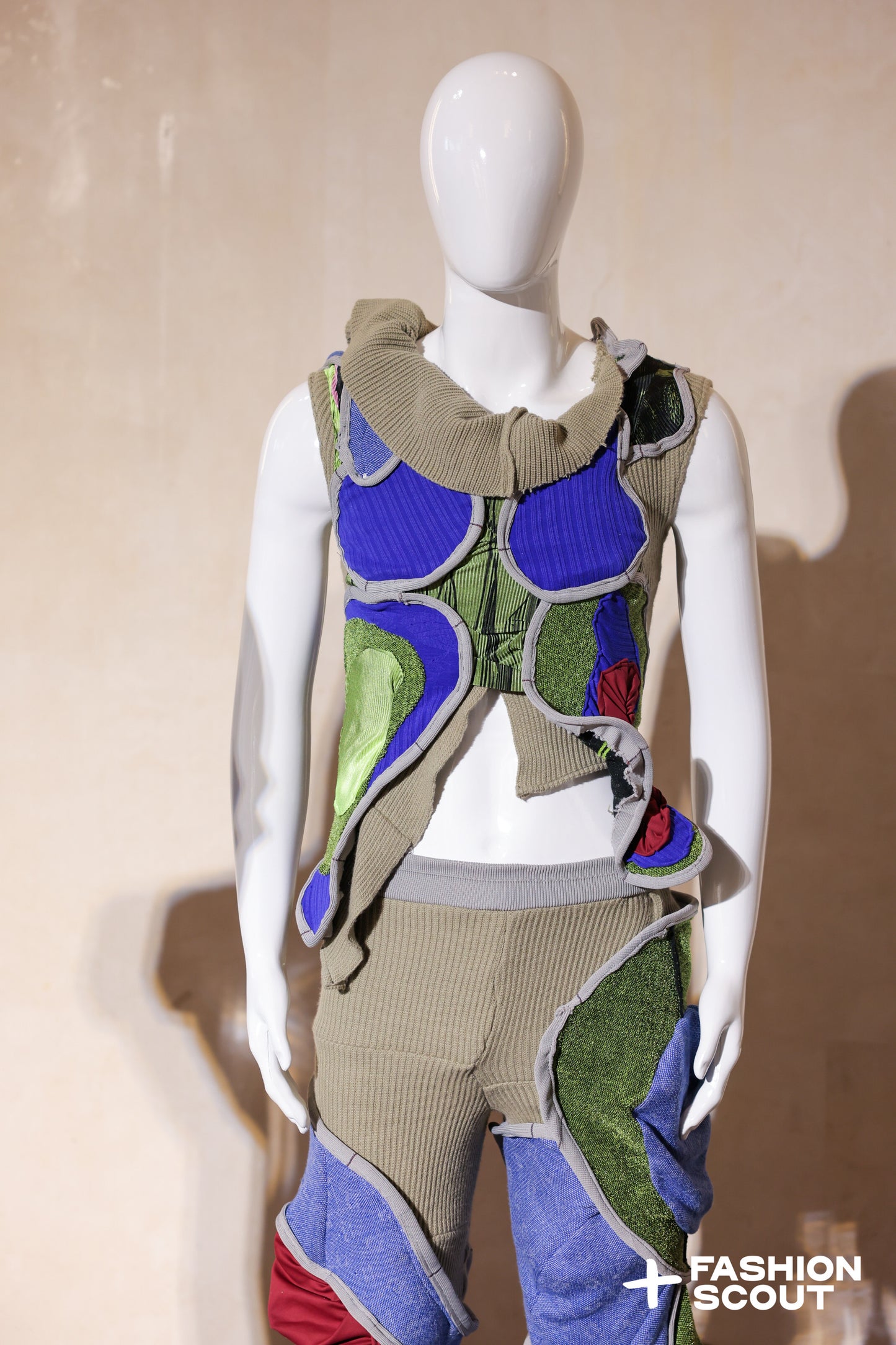 Circular Cut Deconstructed Jersey Vest (Matching Top) 圆形剪裁 jersey 上衣马甲(配套)