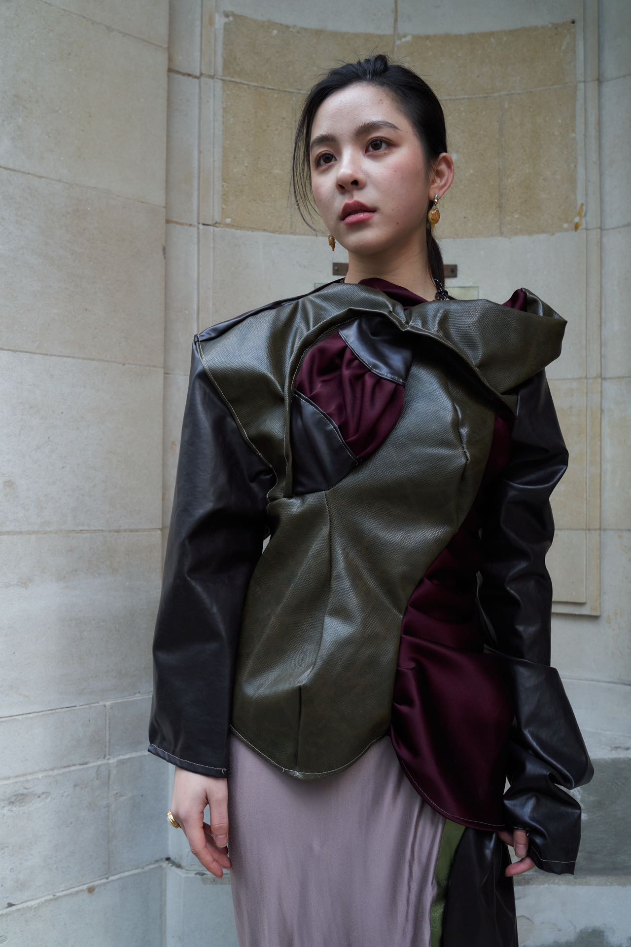 Serpentine Armor Sculpted Jacket 蛇纹盔甲雕塑剪裁外套