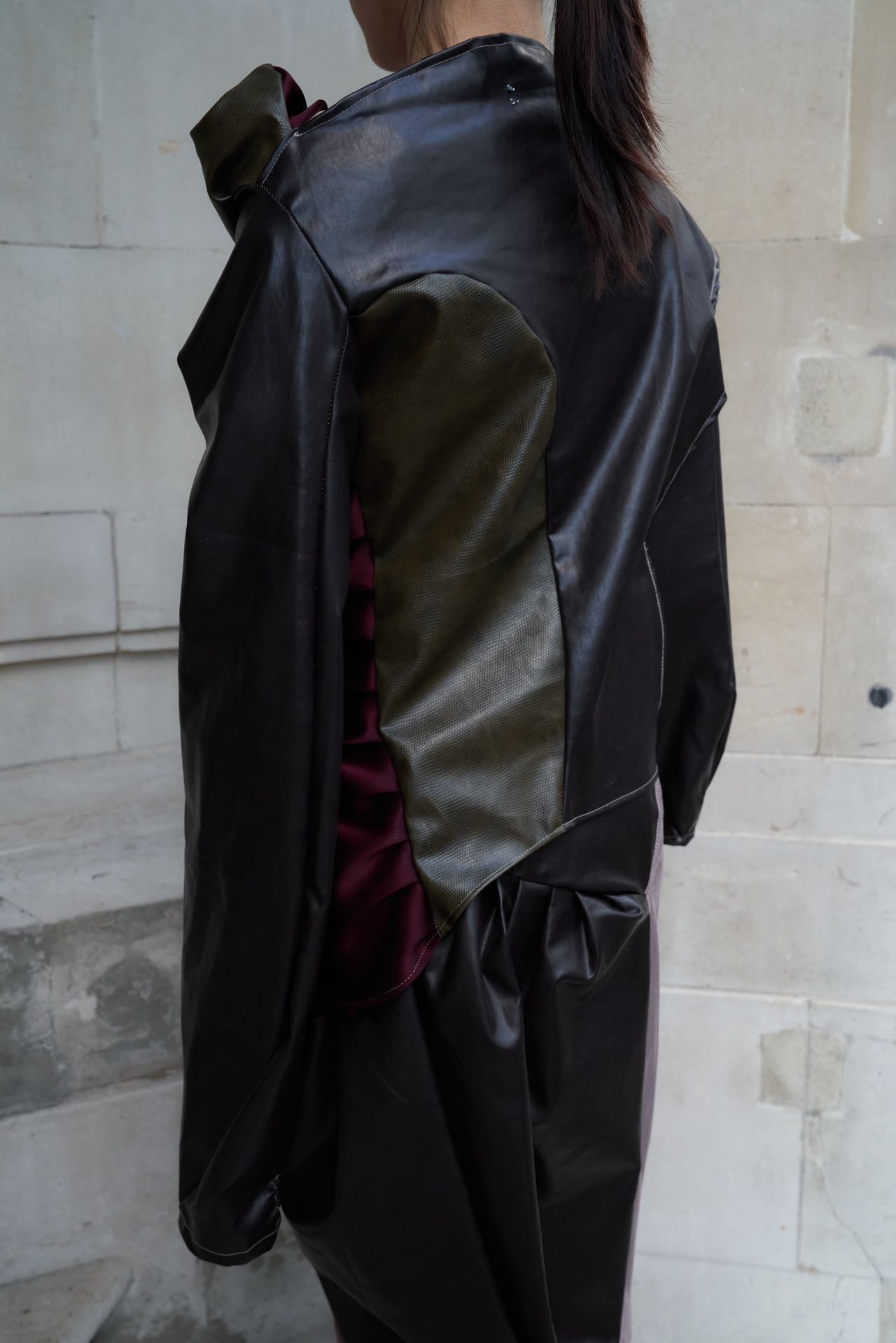 Serpentine Armor Sculpted Jacket 蛇纹盔甲雕塑剪裁外套