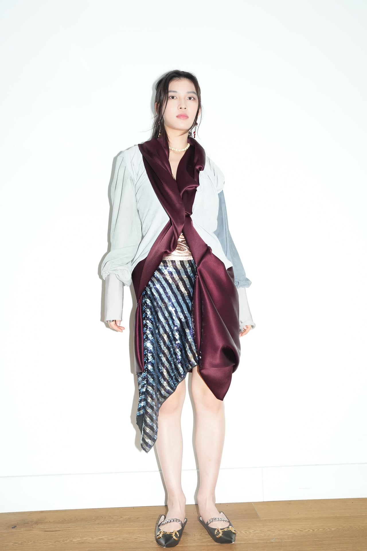Burgundy Satin & Suede Draped Coat 酒红缎面与麂皮拼接雕褶大衣