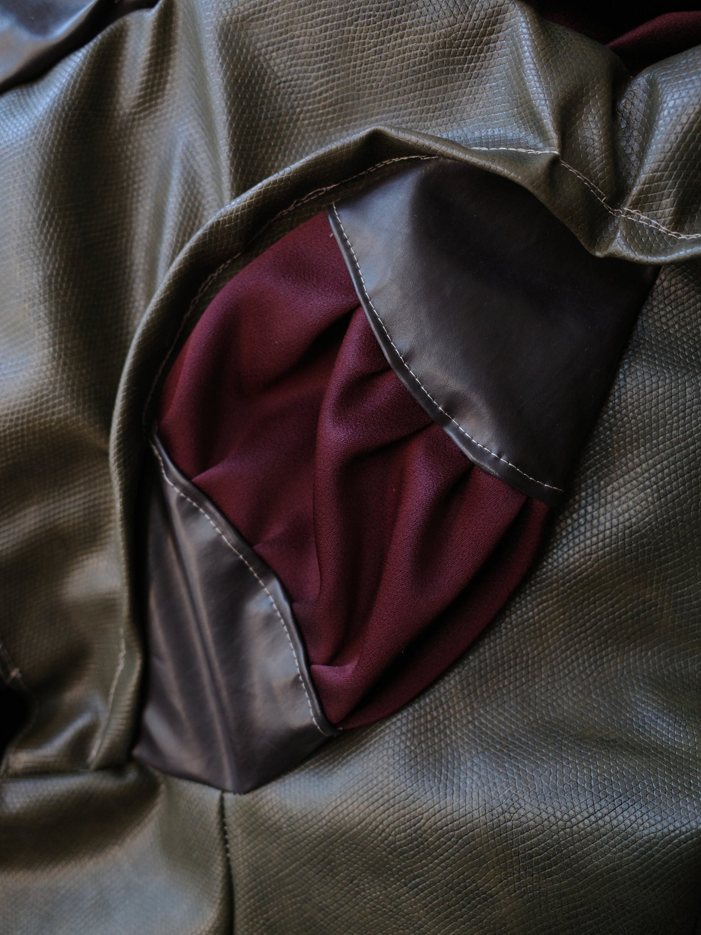 Serpentine Armor Sculpted Jacket 蛇纹盔甲雕塑剪裁外套