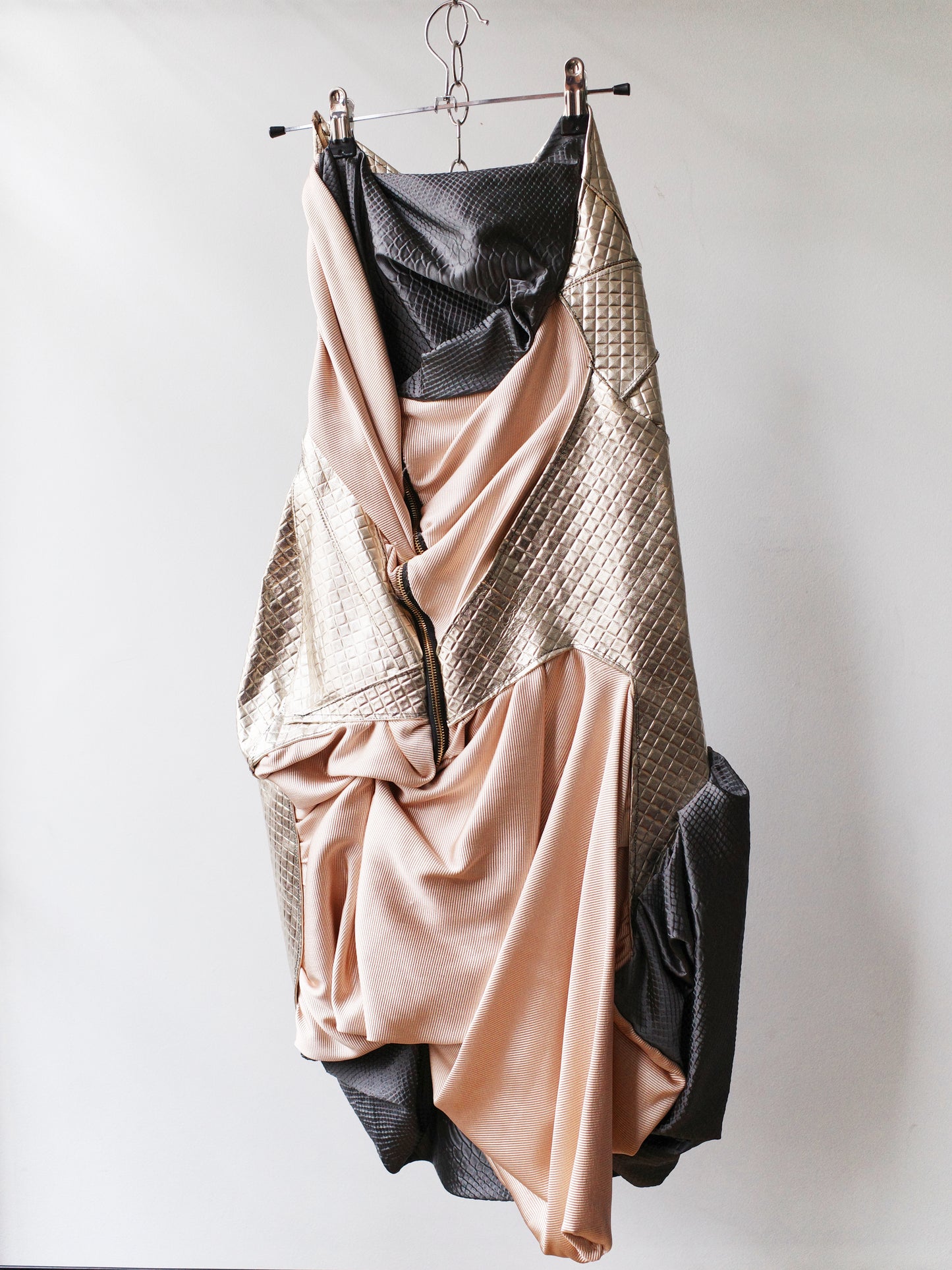 Geometric Metallic Draped Mini Dress 金属几何立体拼接礼服短裙