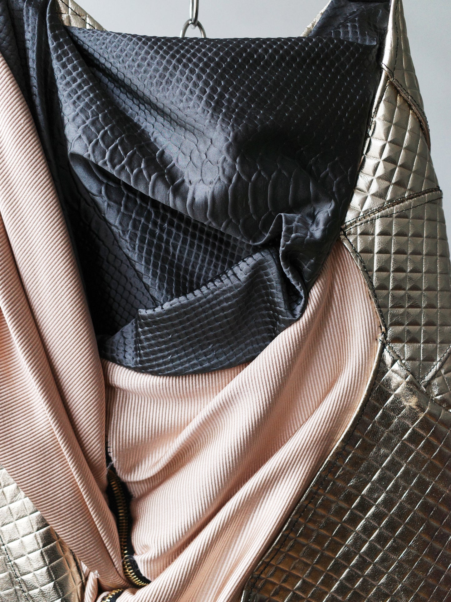 Geometric Metallic Draped Mini Dress 金属几何立体拼接礼服短裙