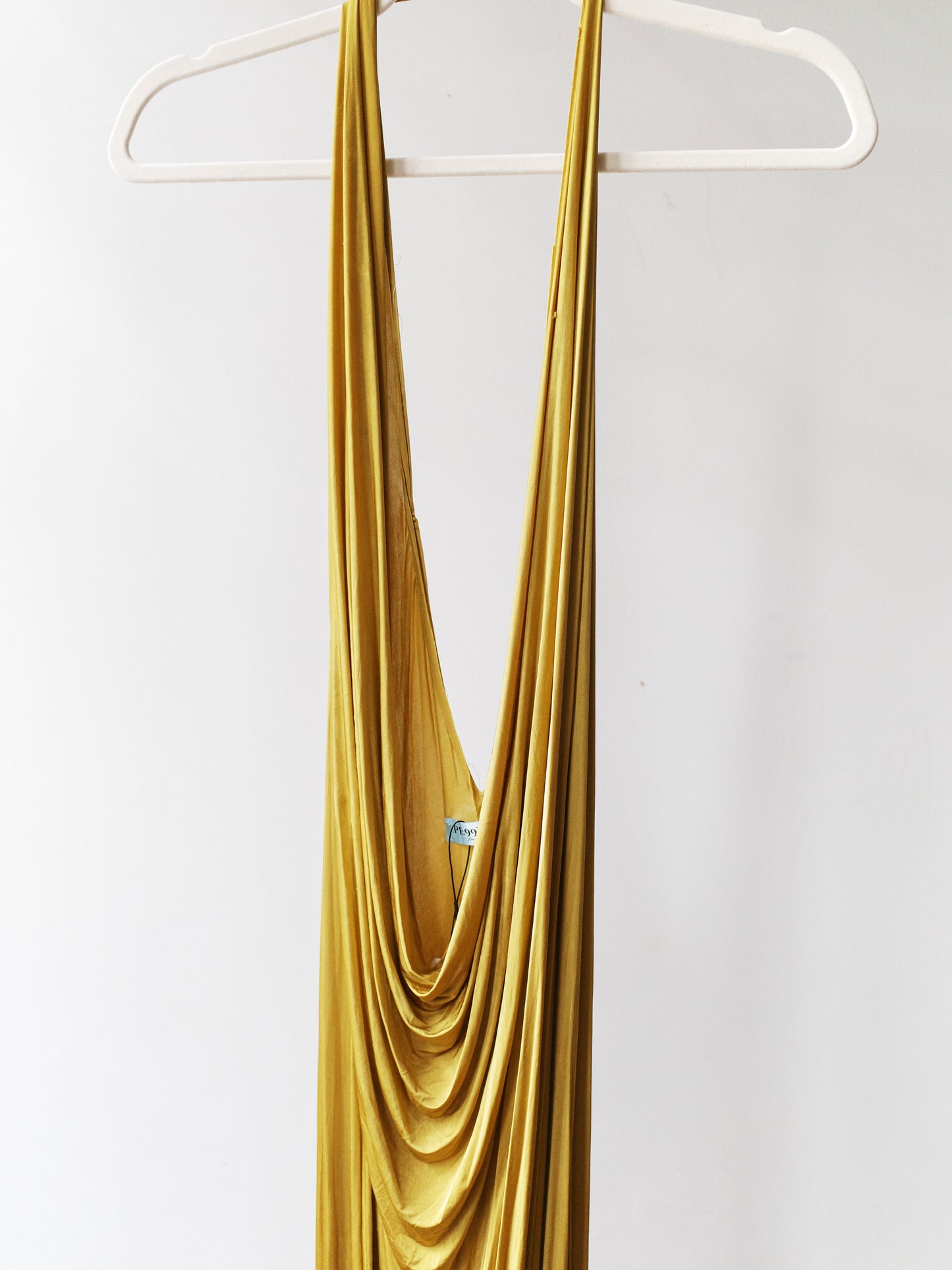 Gold Draped Silk Jersey Dress & Metallic-Edged Hooded Cape Set 金色垂坠丝绸连衣裙+金属边丝绸兜帽斗篷套装