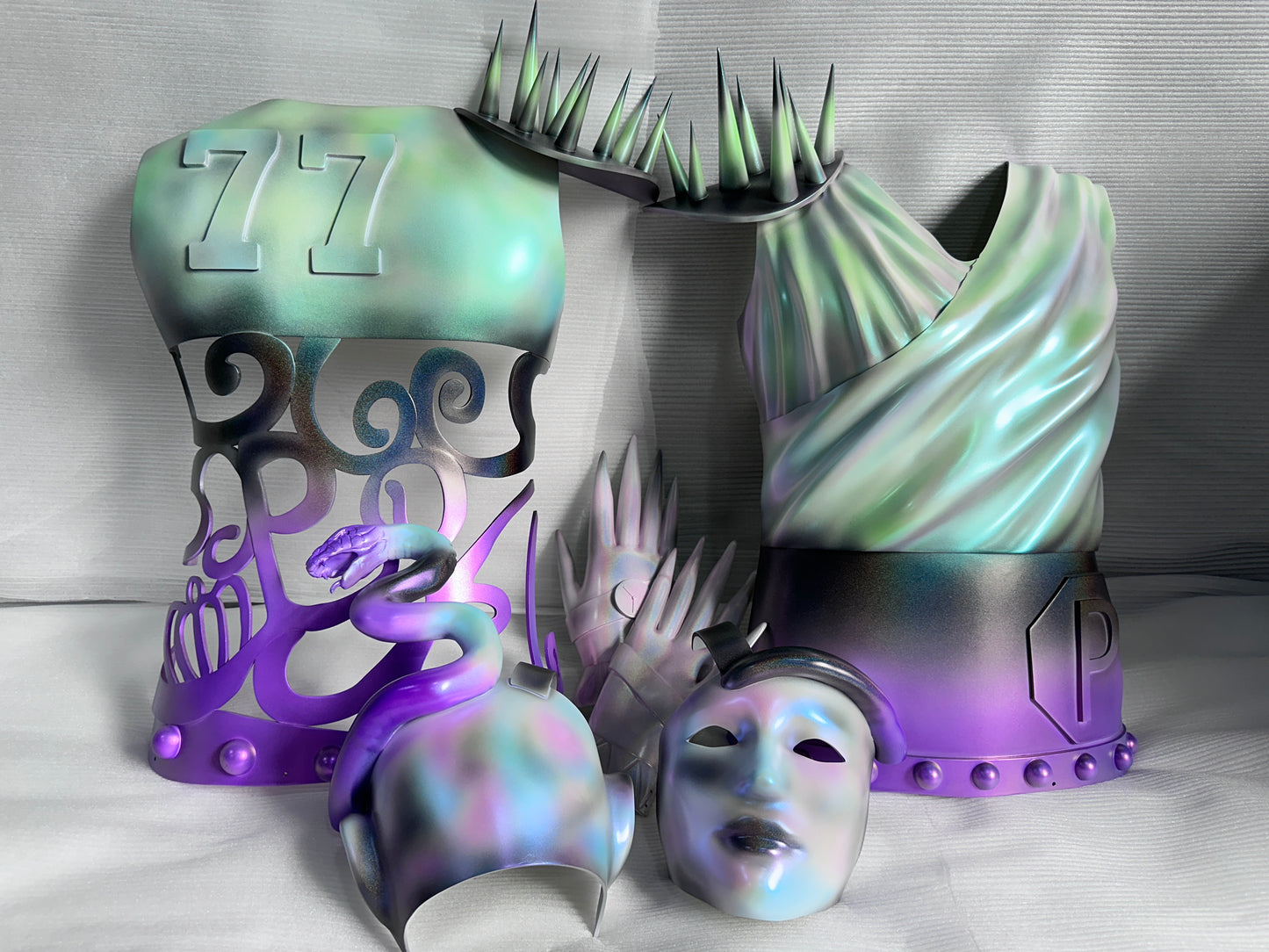 Look 2: Celestial Rift / 天穹裂面
