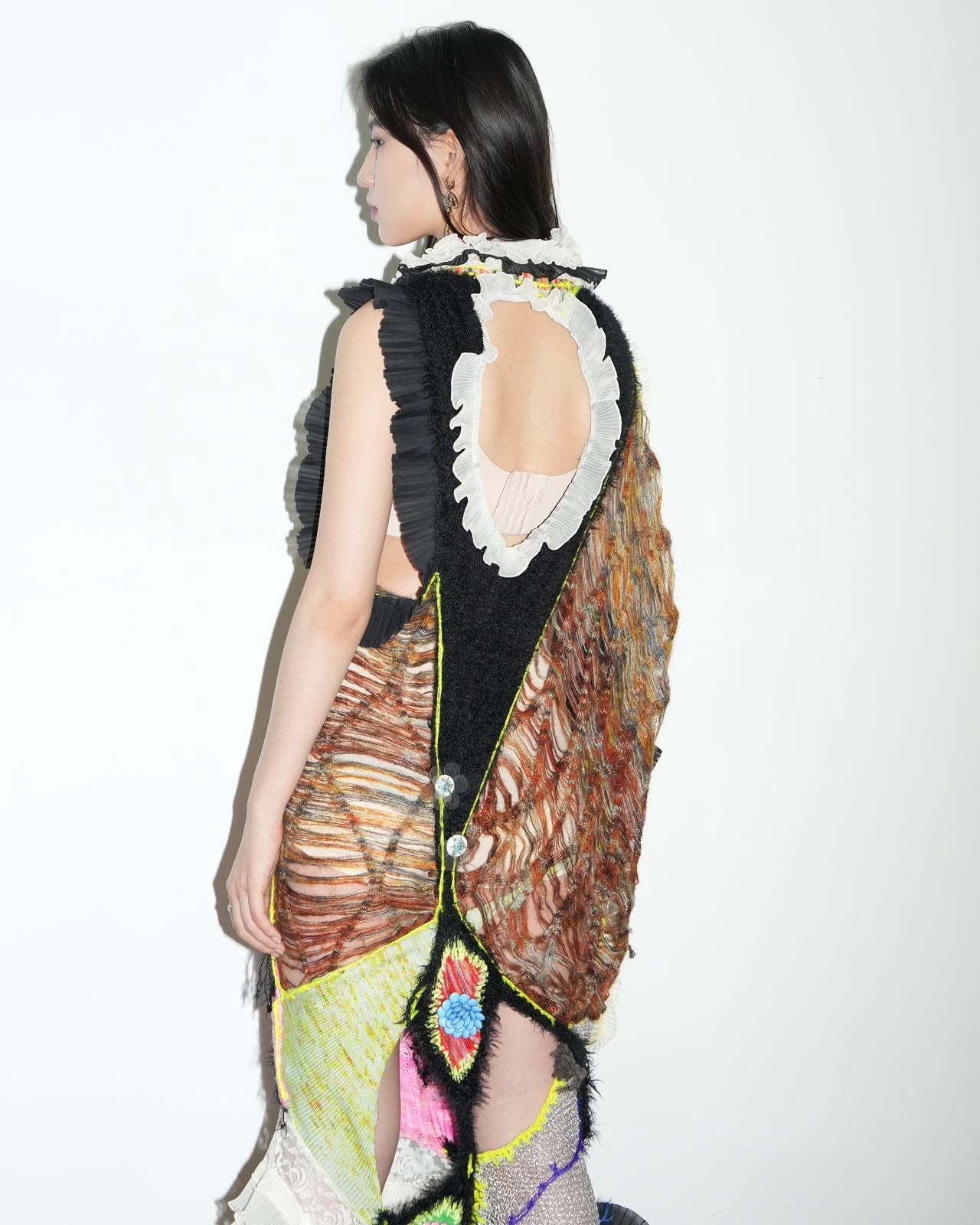 Hand-Knitted Multicolor Ruffles Dress 手工针织多色花边雕塑连衣裙