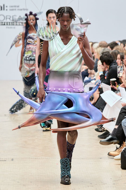 Look 2: Celestial Rift / 天穹裂面