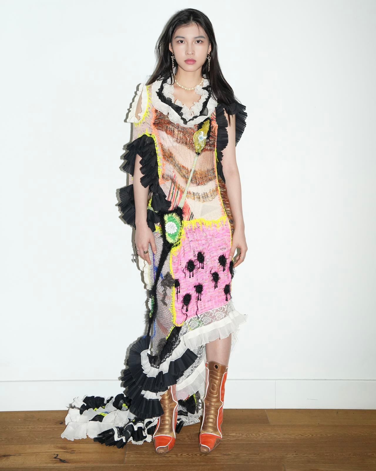 Hand-Knitted Multicolor Ruffles Dress 手工针织多色花边雕塑连衣裙