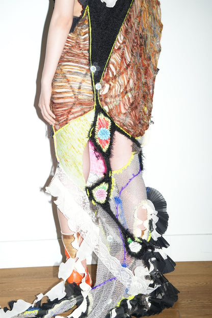 Hand-Knitted Multicolor Ruffles Dress 手工针织多色花边雕塑连衣裙